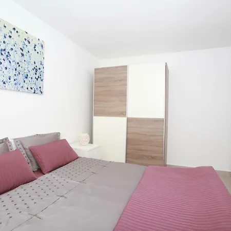 Melin Apartment Malinska