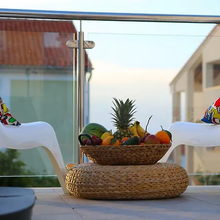 Melin Apartman *